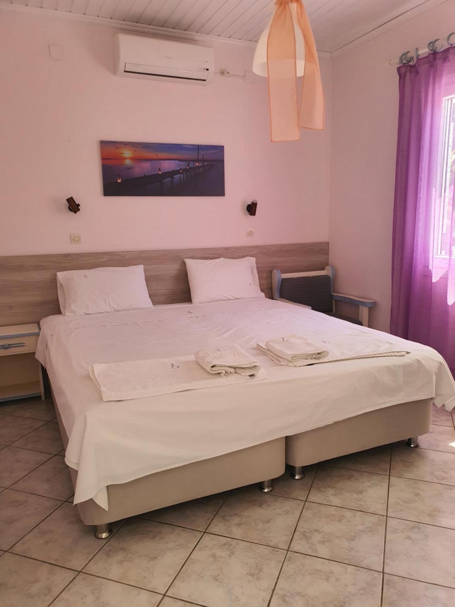 Errika Apartment Ипсос Екстериор снимка