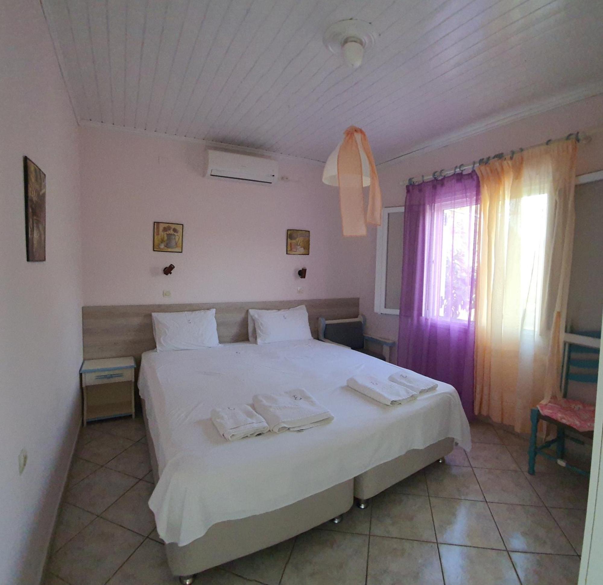 Errika Apartment Ипсос Екстериор снимка