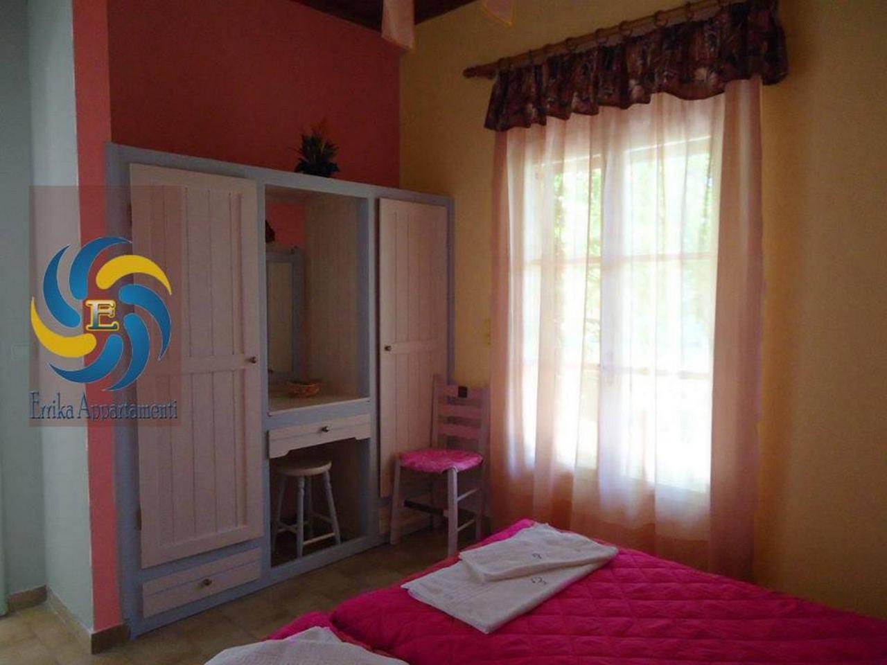 Errika Apartment Ипсос Екстериор снимка