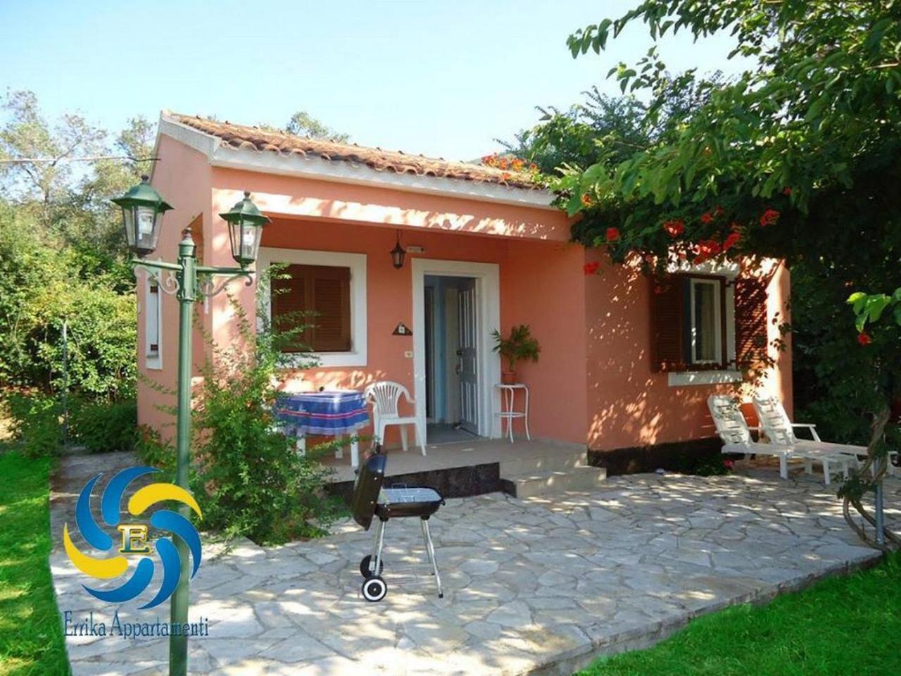 Errika Apartment Ипсос Екстериор снимка